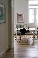 A Place - Schuttershofstraat 1