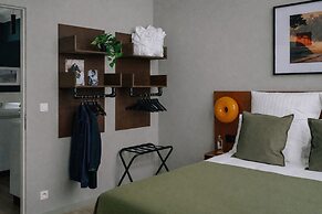 A Place - Schuttershofstraat 5