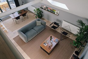 A Place - Schuttershofstraat 5