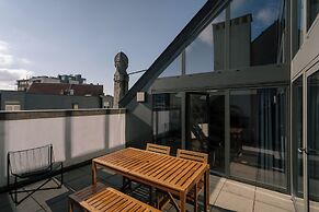 A Place - Schuttershofstraat 5