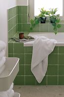 A Place - Meir 41