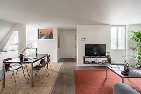 A Place - Meir 41