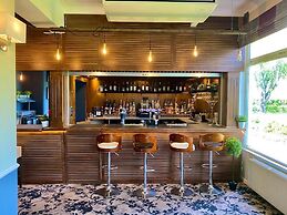 Anchorage Hotel & Spa