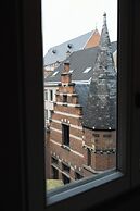 A Place - Schuttershofstraat 55