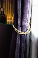 A Place - Schuttershofstraat 55