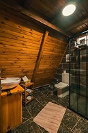 Sapanca MFA Suit Bungalow