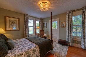 The Allen House Bed & Brunch