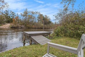 Boardman Riverfront Retreat Close to Downtown TC 800