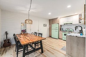Boardman Riverfront Retreat Close to Downtown TC 800