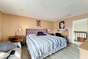 Spacious 3BR Home With Pool Access