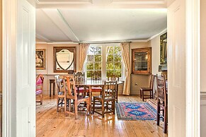 Huckleberry Farmhouse Annexe - Sleeps 27