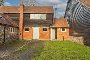 Huckleberry Farmhouse Annexe - Sleeps 27
