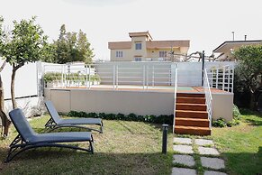 Dama Luxury Apartment