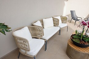 Dama Luxury Apartment