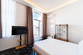 Skyline Boutique Hotel