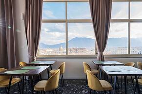 Skyline Boutique Hotel