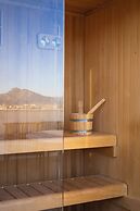Skyline Boutique Hotel