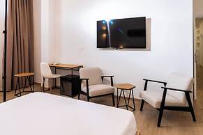 Skyline Boutique Hotel