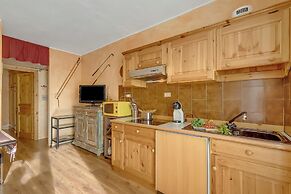 Rochebrune Apartments