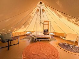 Poesis Park Glamping