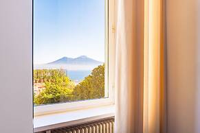 Lite Life Panoramic Flat by Napoliapartments