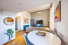 Lite Life Panoramic Flat by Napoliapartments