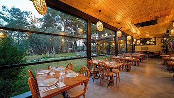 Garrya Romo Hotel