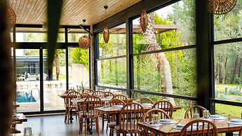 Garrya Romo Hotel