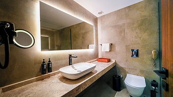 Garrya Romo Hotel