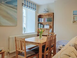 Half Moon Cottage