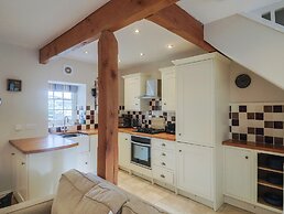 Half Moon Cottage