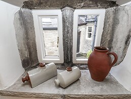Chamber End Fold