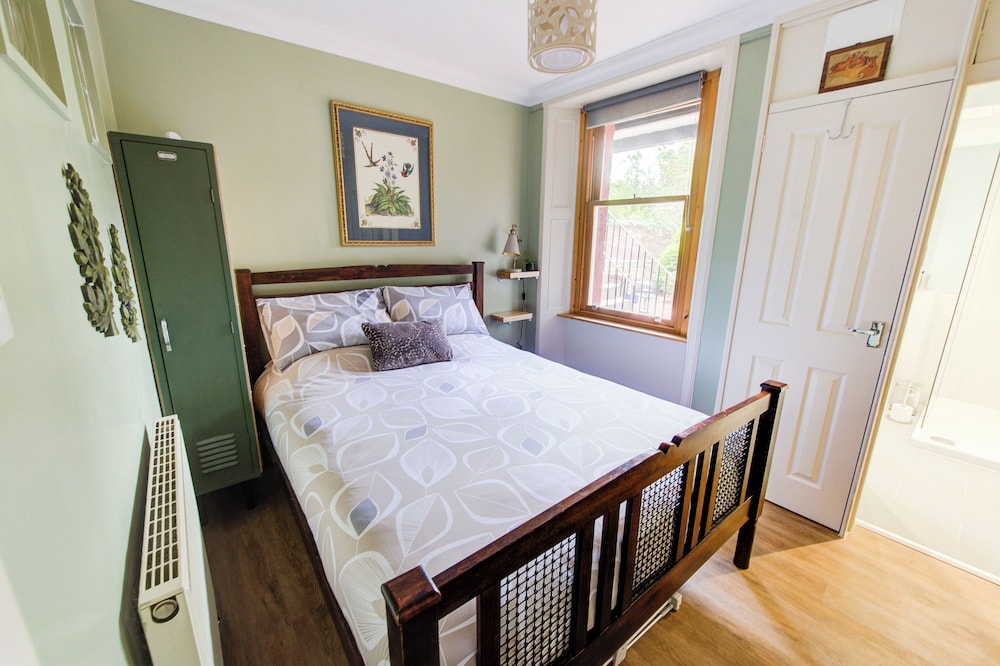 Snug 1 Bed Apartment