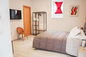 5 Santi Rooms