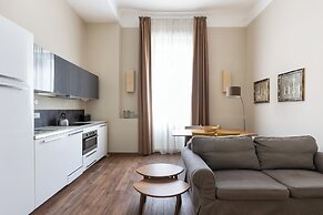 PORTA ROMANA APARTMENTS