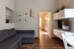 PORTA ROMANA APARTMENTS