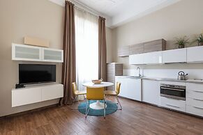 PORTA ROMANA APARTMENTS