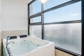 Gangneung Trip Spa Pension