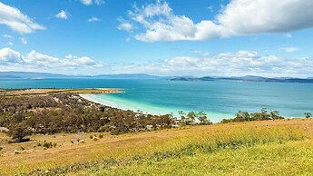 StayAU Breathtaking Panoramic Views