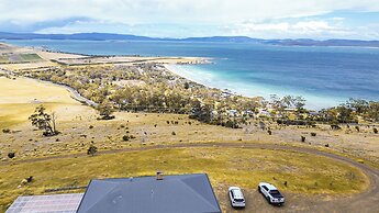 StayAU Breathtaking Panoramic Views