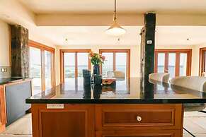 StayAU Breathtaking Panoramic Views