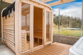 StayAU Breathtaking Panoramic Views