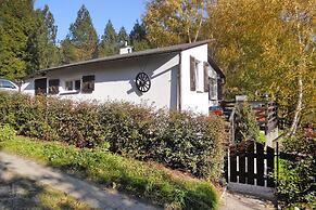 Lakeside Holiday Home With Private Garden