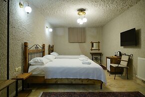 nirvana cave house hotel