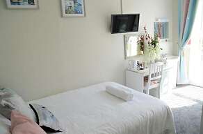 St Edmunds Guest House