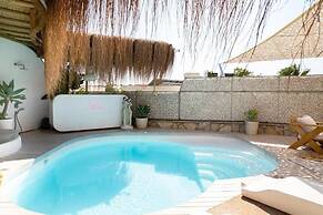 Bodrumda Deniz Manzaralı 3 Odalı Villa