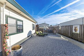 Relaxing House With Fenced Garden