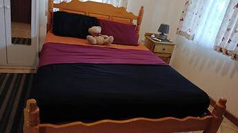 Sea View Guest House Apt
