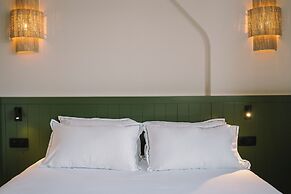 Hôtel Les Grands Voyageurs