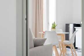 Eos Serenity Suites